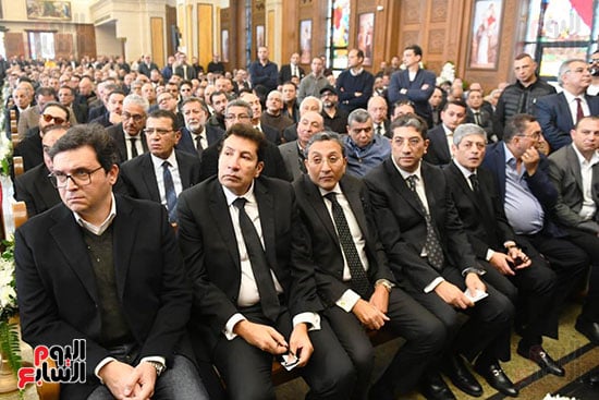 هاني رمزي في جنازة والدته