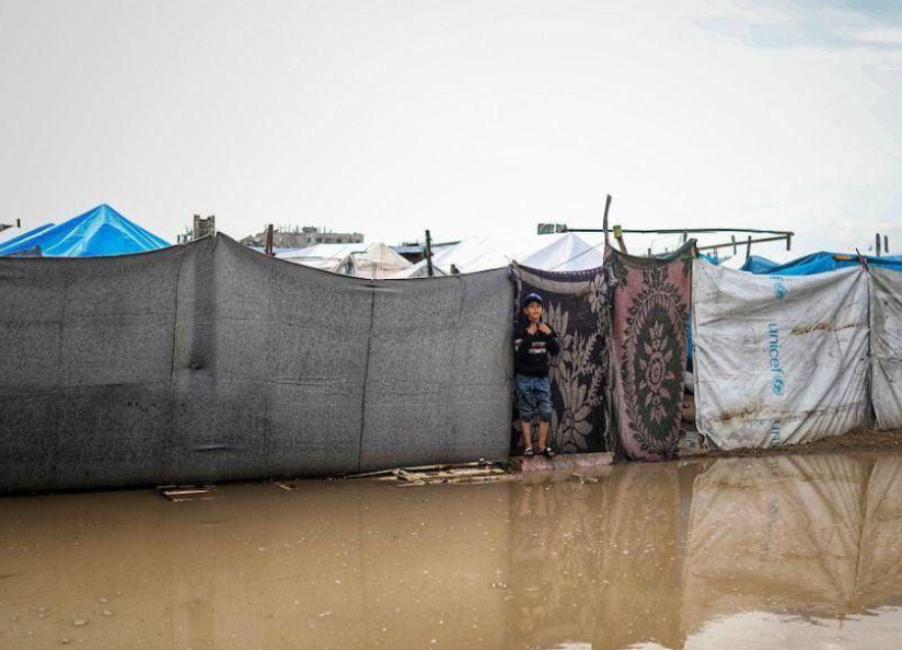 تأثير المنخفض الجوي بغزة