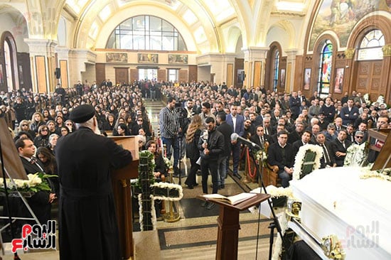 جانب من الجنازة داخل الكنيسة