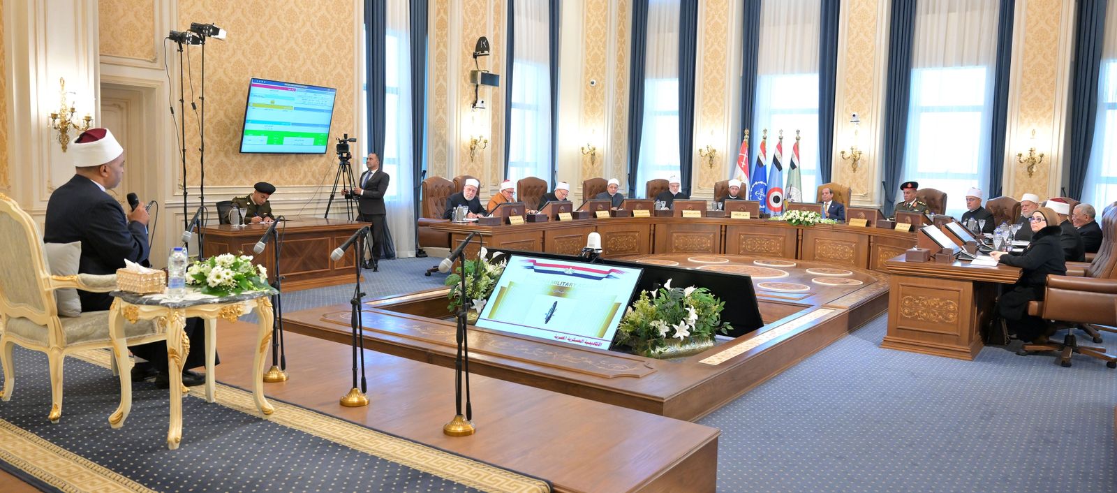 الرئيس السيسي يشهد امتحانات طلبة الدكتوراه بوزارة الأوقاف