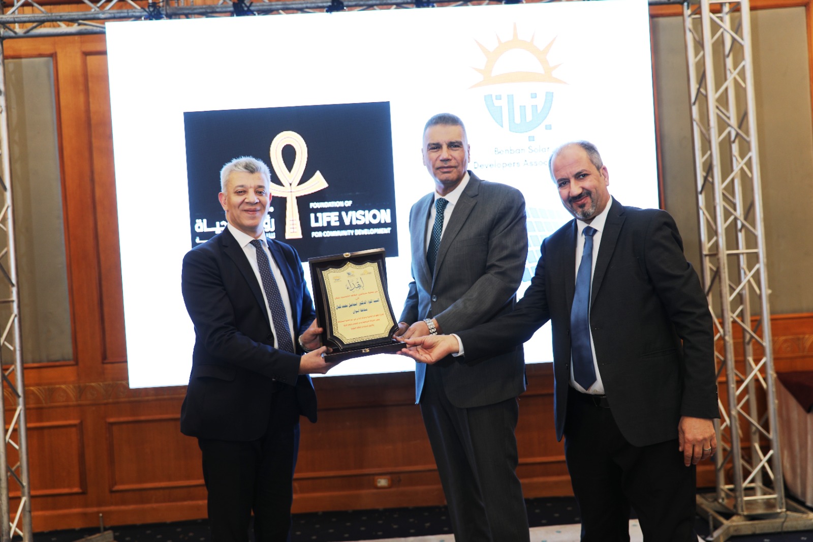 شهادات تكريم شهادات تكريم