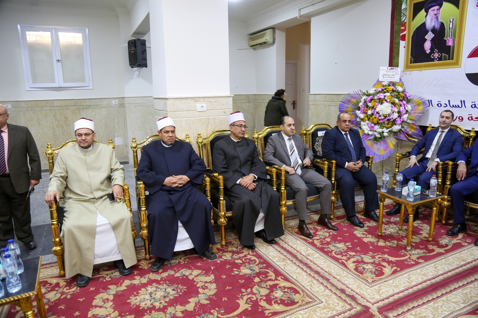 جانب من الحضور بالكنيسة