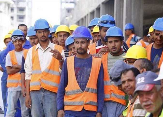 الحق في العمل