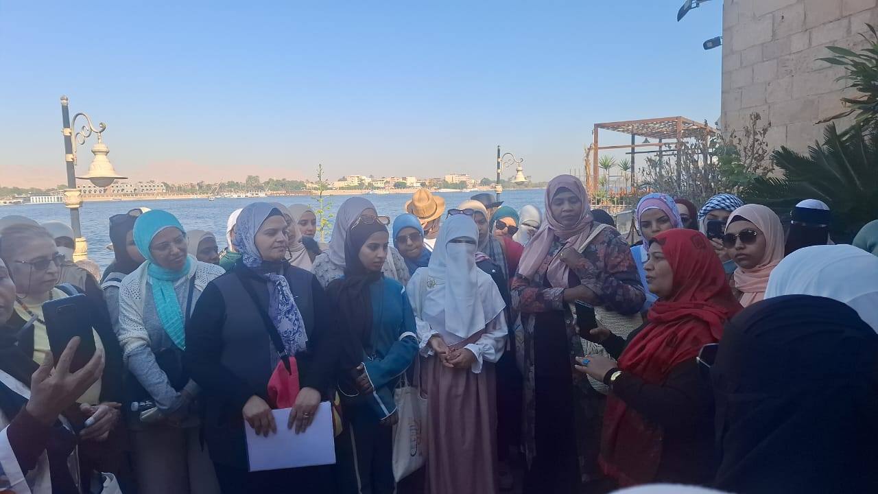 جولة لفتيات مشروع أهل مصر داخل متاحف الأقصر لتعريفهم بأسرار التحنيط