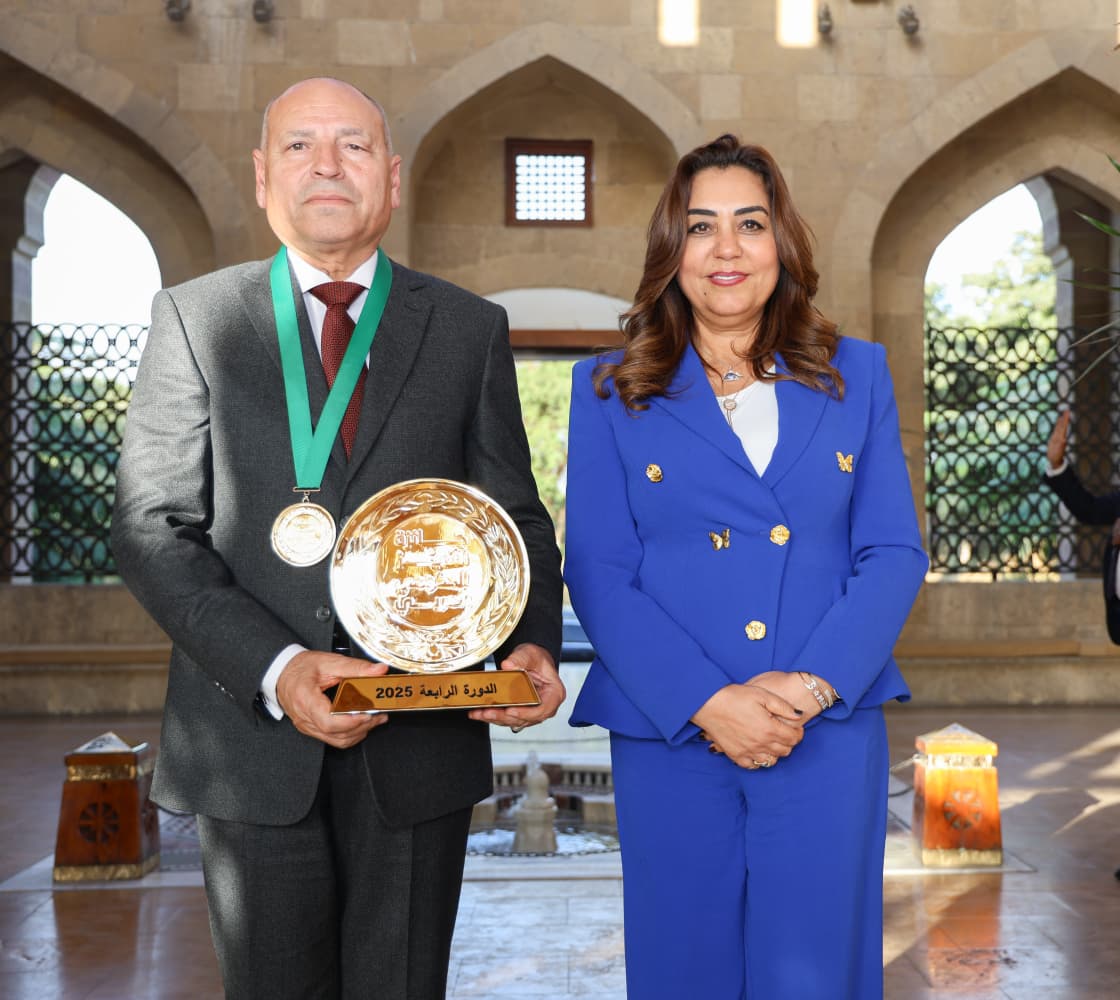 وزيرة التنمية المحلية تهنئ محافظ القاهرة وزيرة التنمية المحلية تهنئ محافظ القاهرة