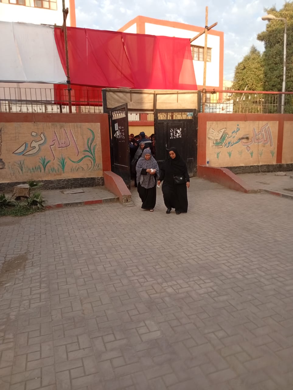 d9333b7e-9d7b-4580-808e-ea77431e7882