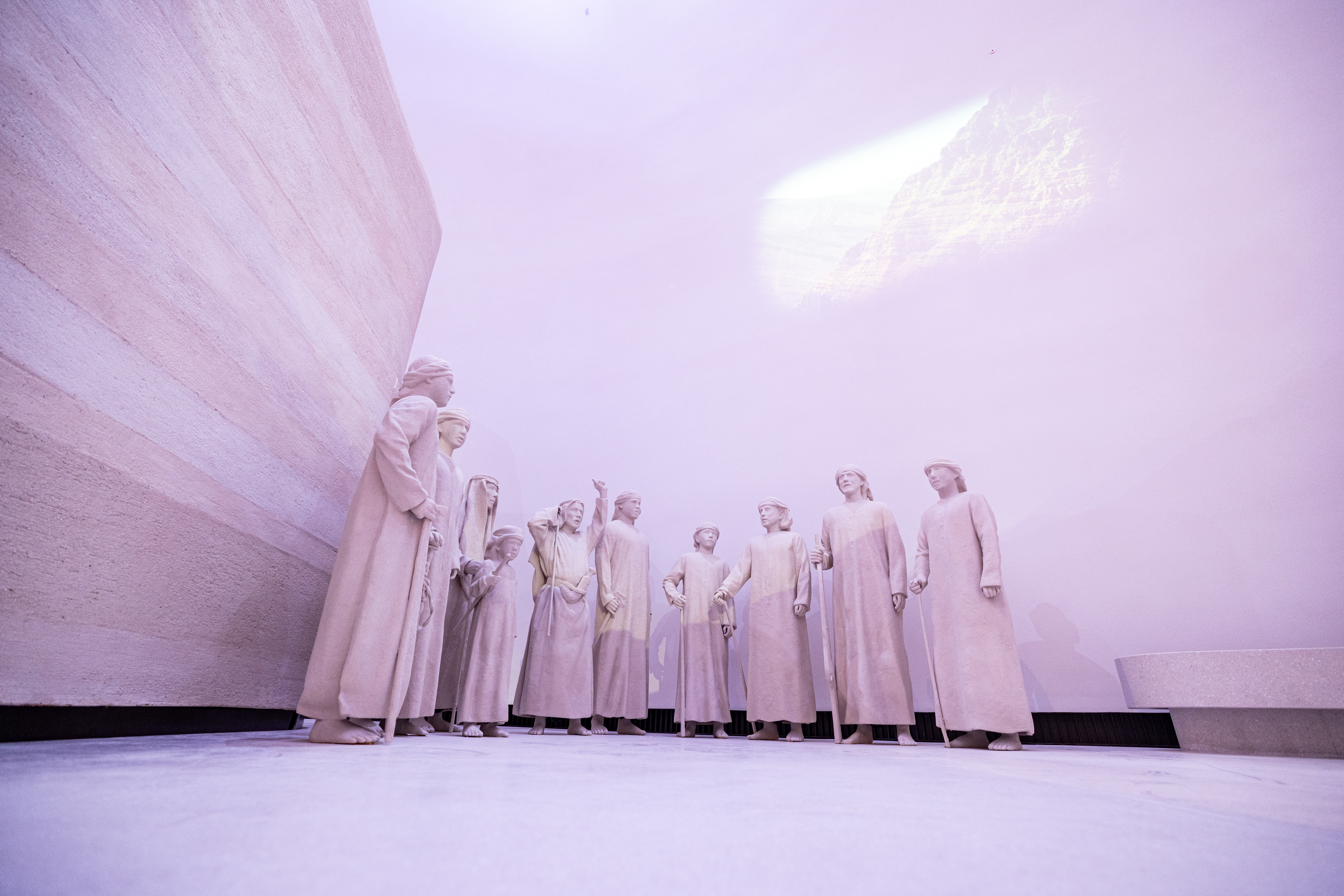 إحدى المعروضات بقاعة من جذورنا