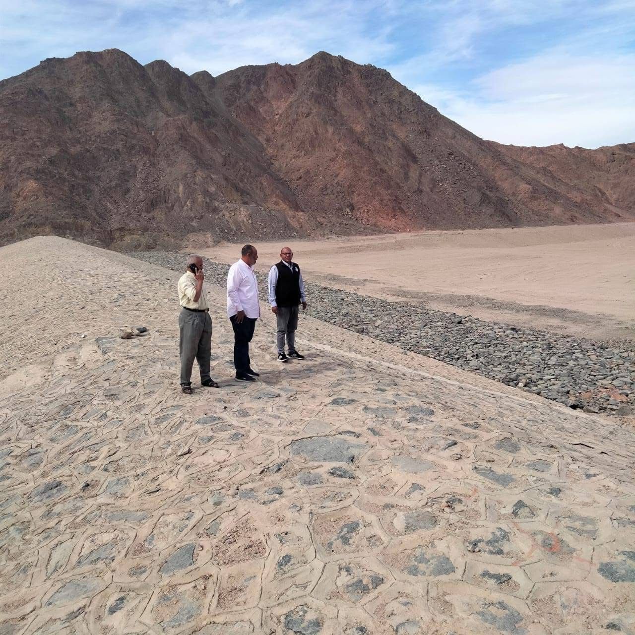 لجان تفقد مشروعات السيول