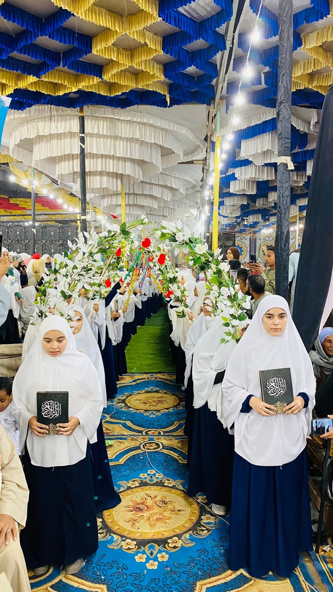 تكريم حفظة القرآن الكريم