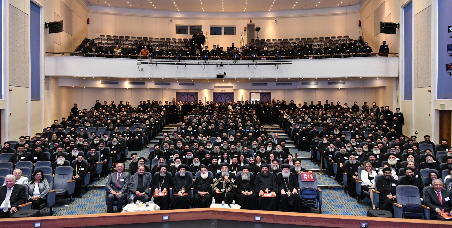 لقاء قداسة البابا مع كهنة الوجه القبلى لقاء قداسة البابا مع كهنة الوجه القبلى