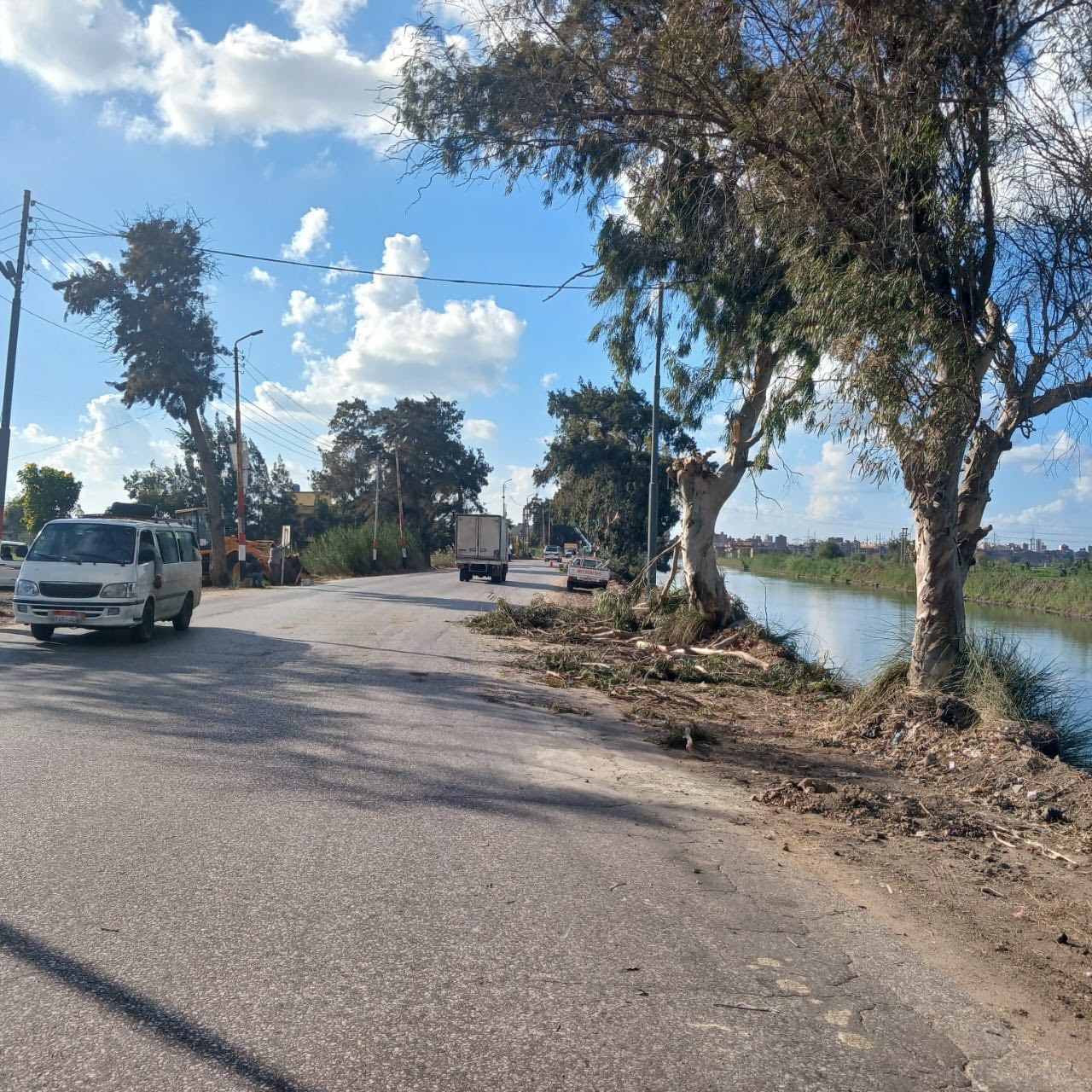 تهيئة الطرق لمنع الحوادث بكفر الشيخ