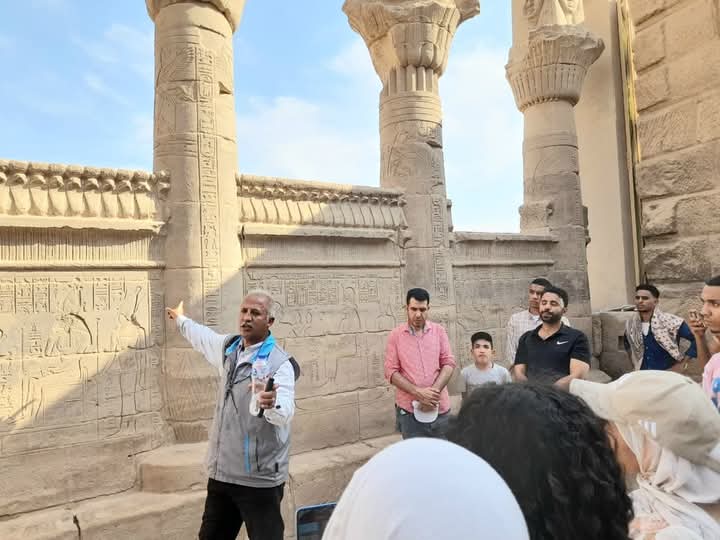 ربط الدراسة النظرية بالتطبيق العملي ربط الدراسة النظرية بالتطبيق العملي