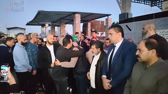 ممثل-وزير-الشباب-يشارك-في-وداع-السباح-يوسف-محمد-(2)