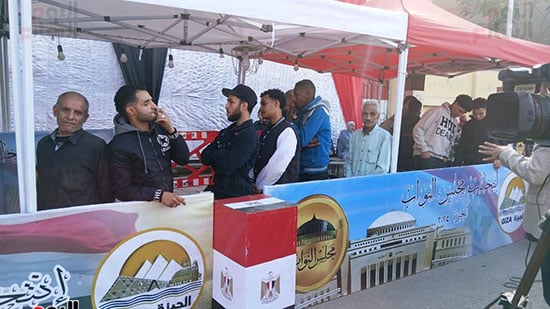 استئناف التصويت بلجان إمبابة فى اليوم الثانى بانتخابات النواب بعد انتهاء ساعة الراحة (2)