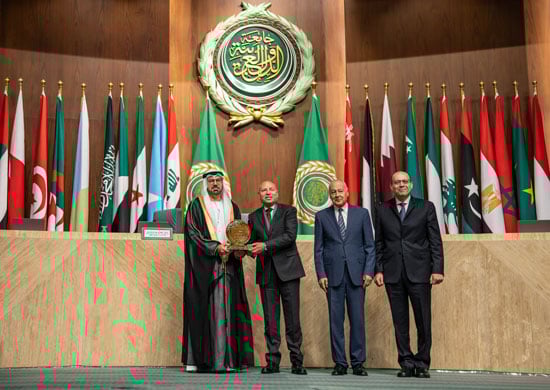 إبراهيم صابر خليل محافظ القاهرة يفوز بـجائزة أفضل محافظ عربي