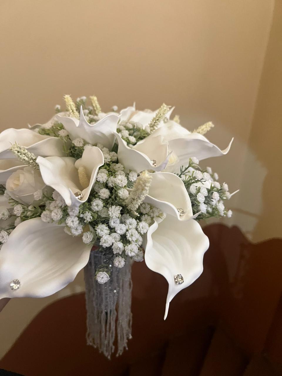 تعدد أشكال الورود التي تصممها منى دره تعدد أشكال الورود التي تصممها منى دره