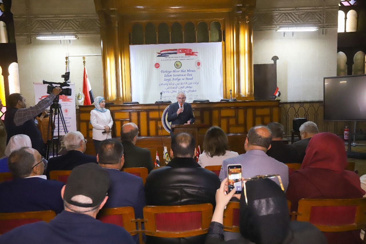 معرض تركي مصري للخط العربي في القاهرة (1)