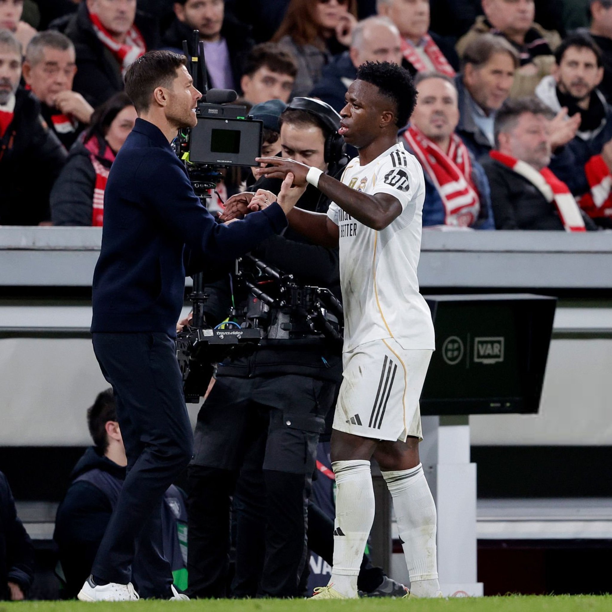 فينيسيوس و الونسو