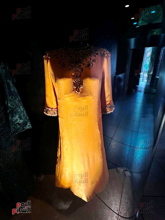 فستان كوكب الشرق أم كلثوم