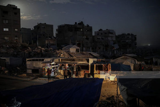 خيام النازحين فى حى الشيخ رضوان (2)