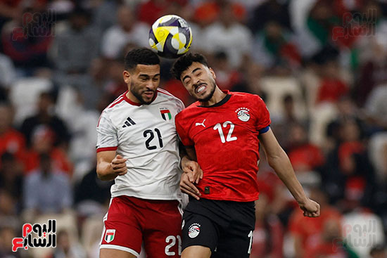 أكرم توفيق خلال المباراة