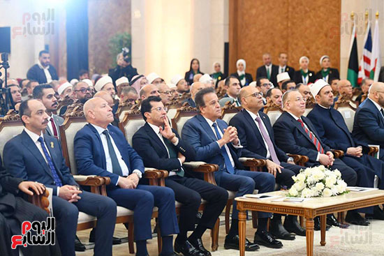 وزراء الصحة والسباب ومحافظ القاهرة وزراء الصحة والسباب ومحافظ القاهرة