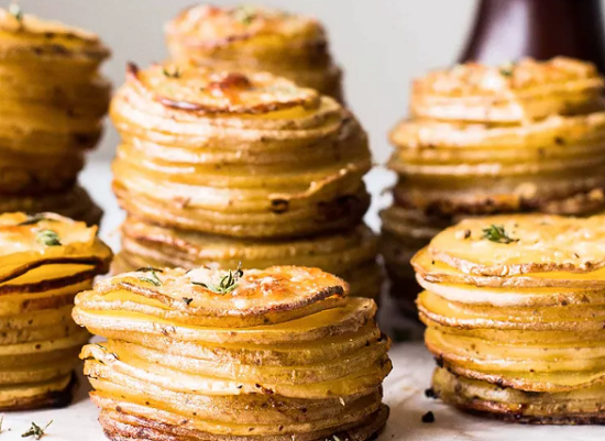 بطاطس بالجبنة