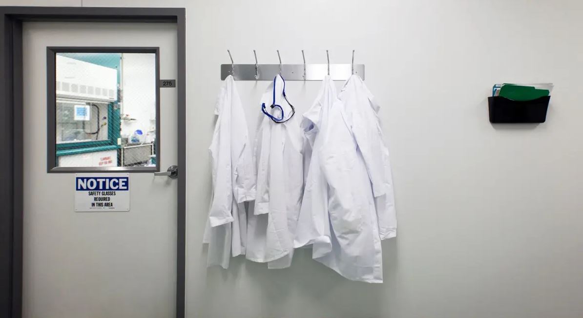 وفيات العلماء الشباب فى الصين تثير القلق