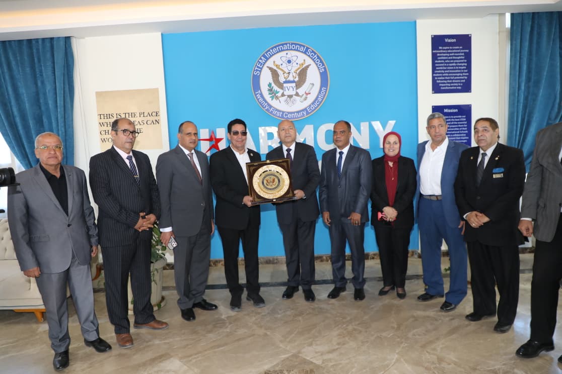 محافظ القاهرة يشهد معرض القاهرة السنوي للعلوم والهندسة والتكنولوجيا محافظ القاهرة يشهد معرض القاهرة السنوي للعلوم والهندسة والتكنولوجيا