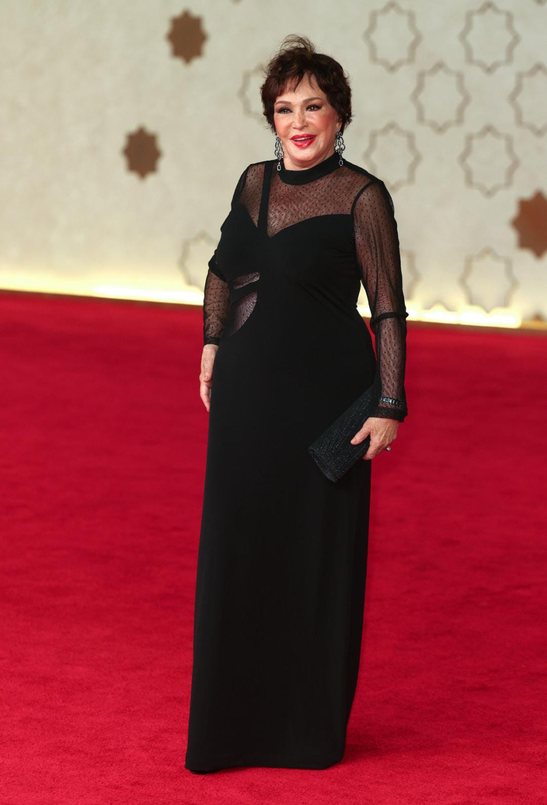 استقبال حافل للفيلم المصري القصص بحضور أمير المصري ونيللي كريم ولبلبة وإلهام شاهين وهنا شيخة بالبحر الأحمر (3)