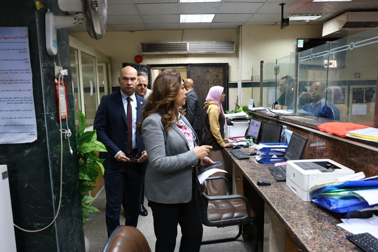 جولة وزيرة التنمية المحلية في حي النزهة