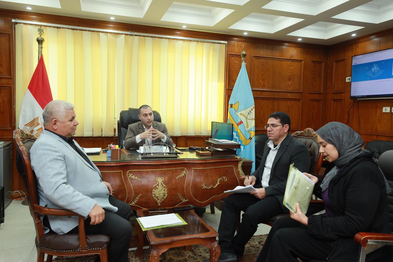 نائب محافظ كفر الشيخ يعقد لقاء بالمواطنين