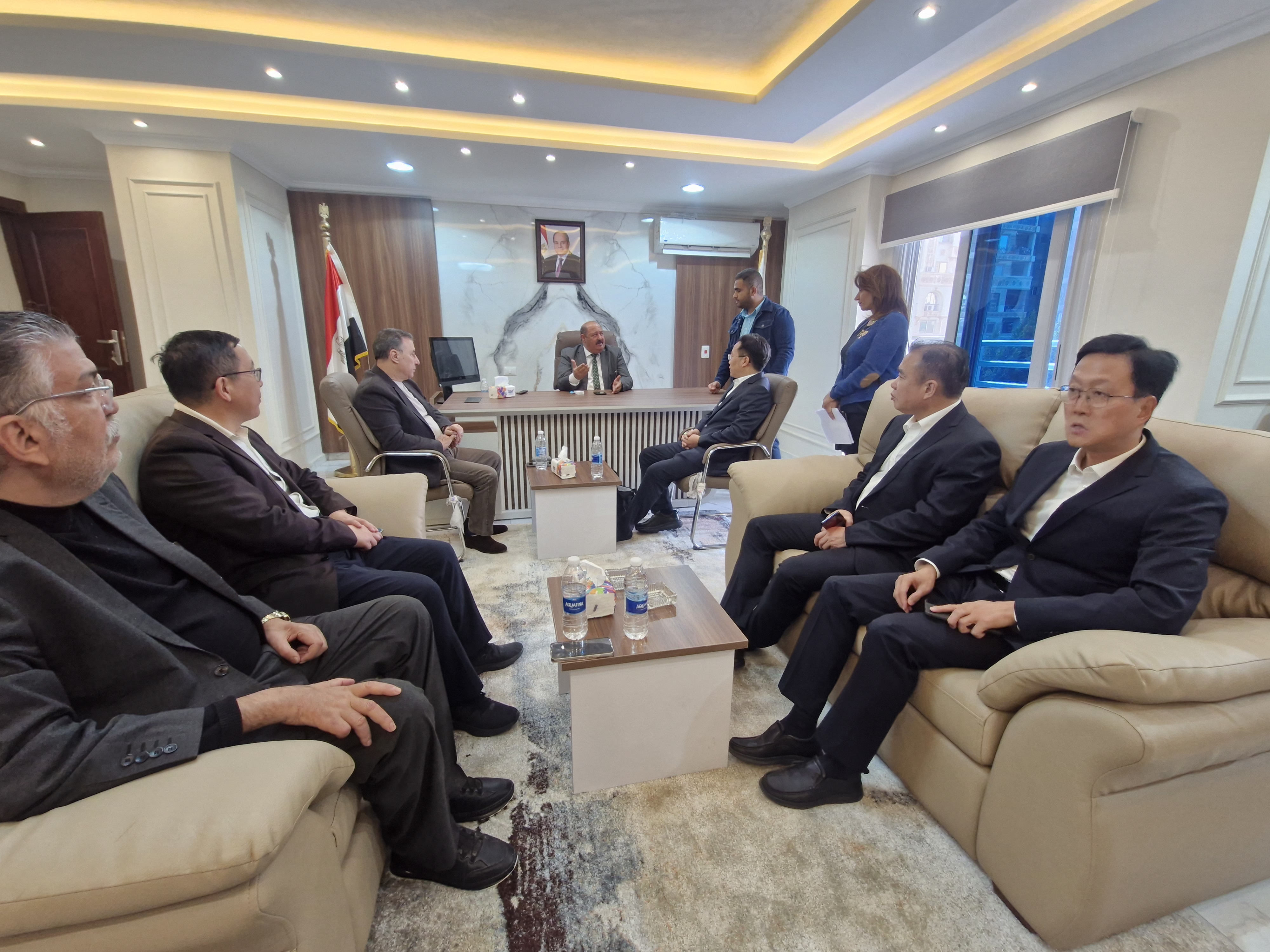 الوفد النقابى الصينى يبحث التعاون مع النقابات المصرية