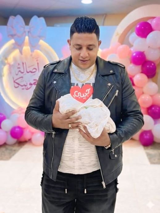 حمو بيكا يرزق بمولودته ويسميها اصالة