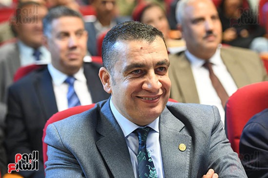 عمر الخداد نائب وزير الرياضة