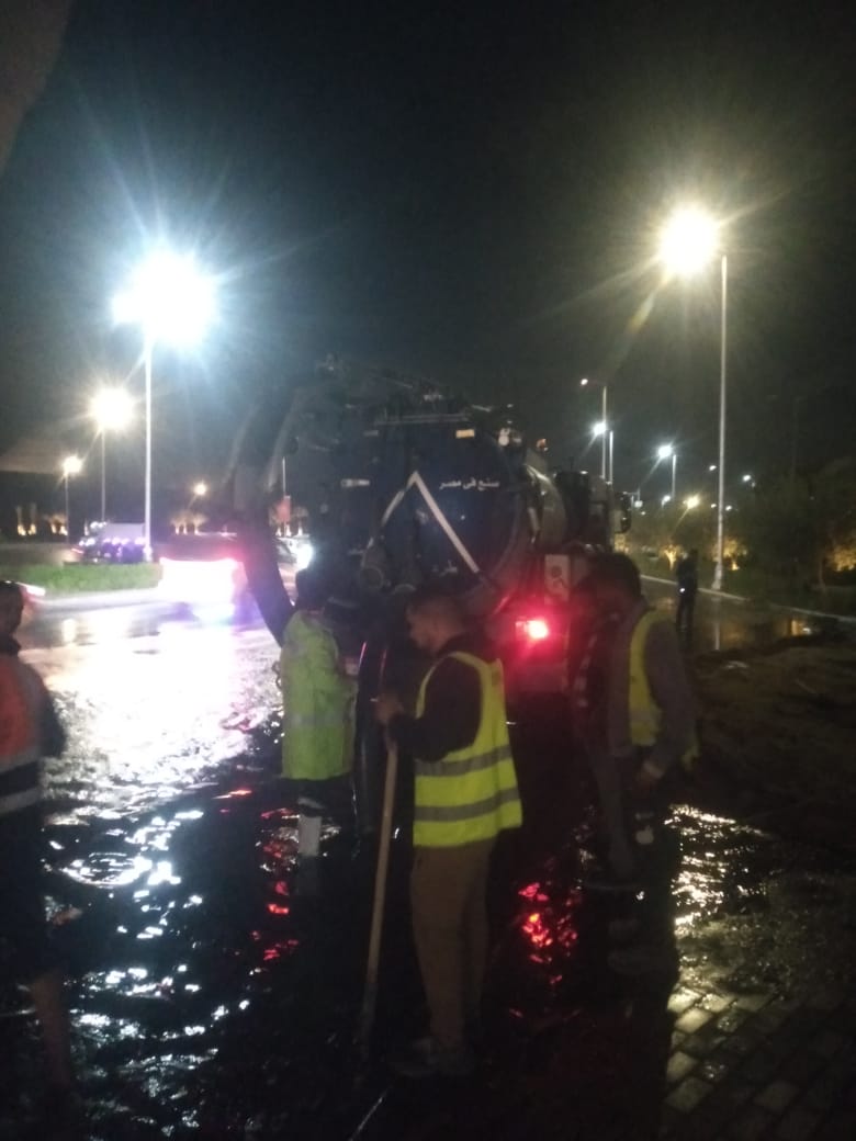 عمليات شفط مياه الامطار  (5)