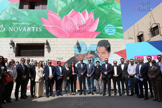 أثناء-الافتتاح