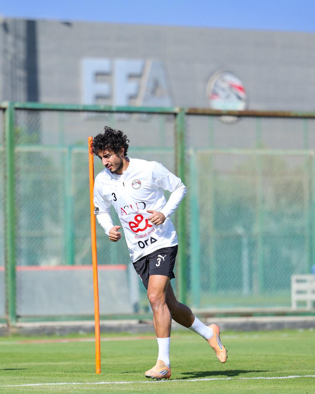 محمد هانى لاعب منتخب مصر محمد هانى لاعب منتخب مصر