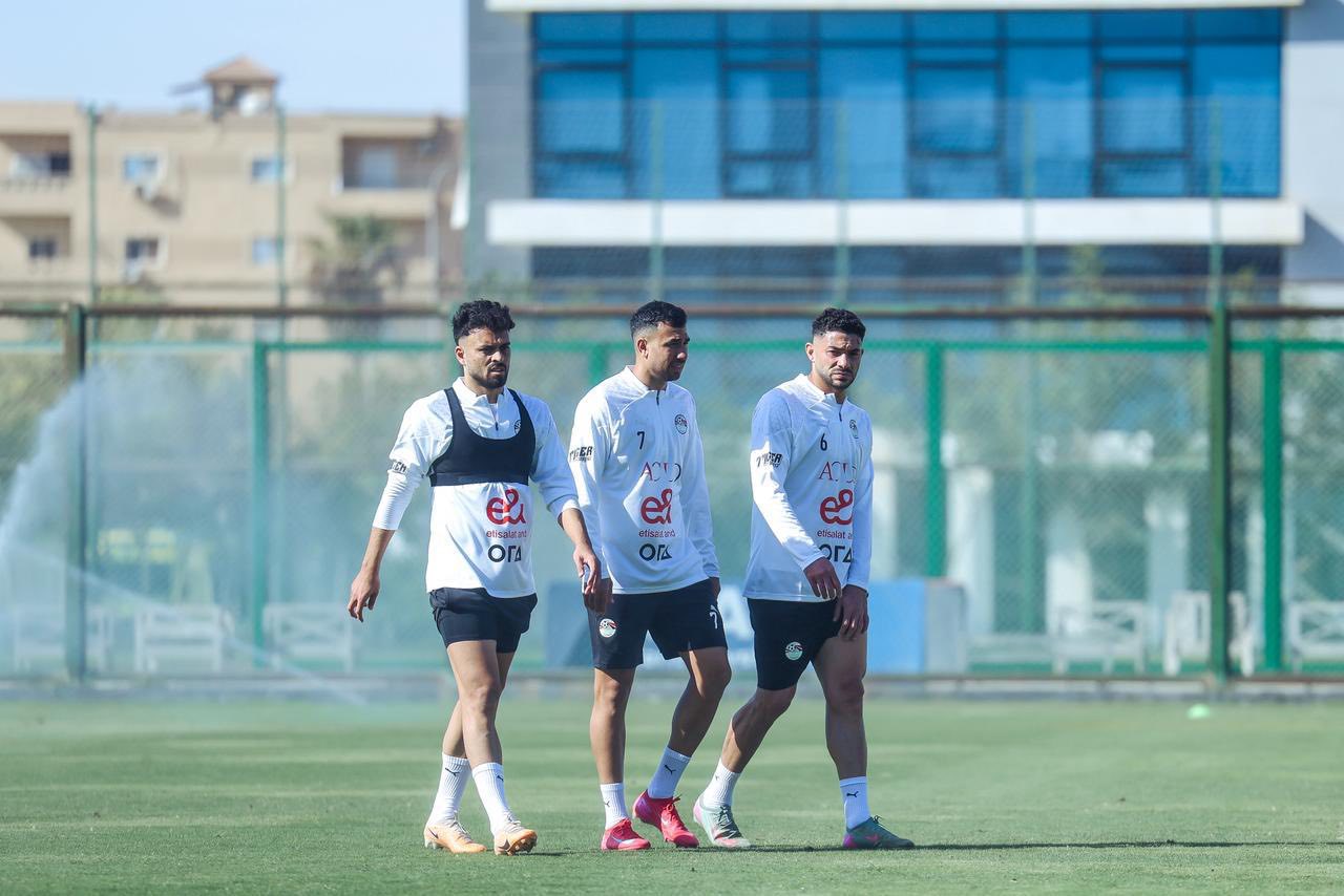 ثلاثي منتخب مصر في التدريبات ثلاثي منتخب مصر في التدريبات
