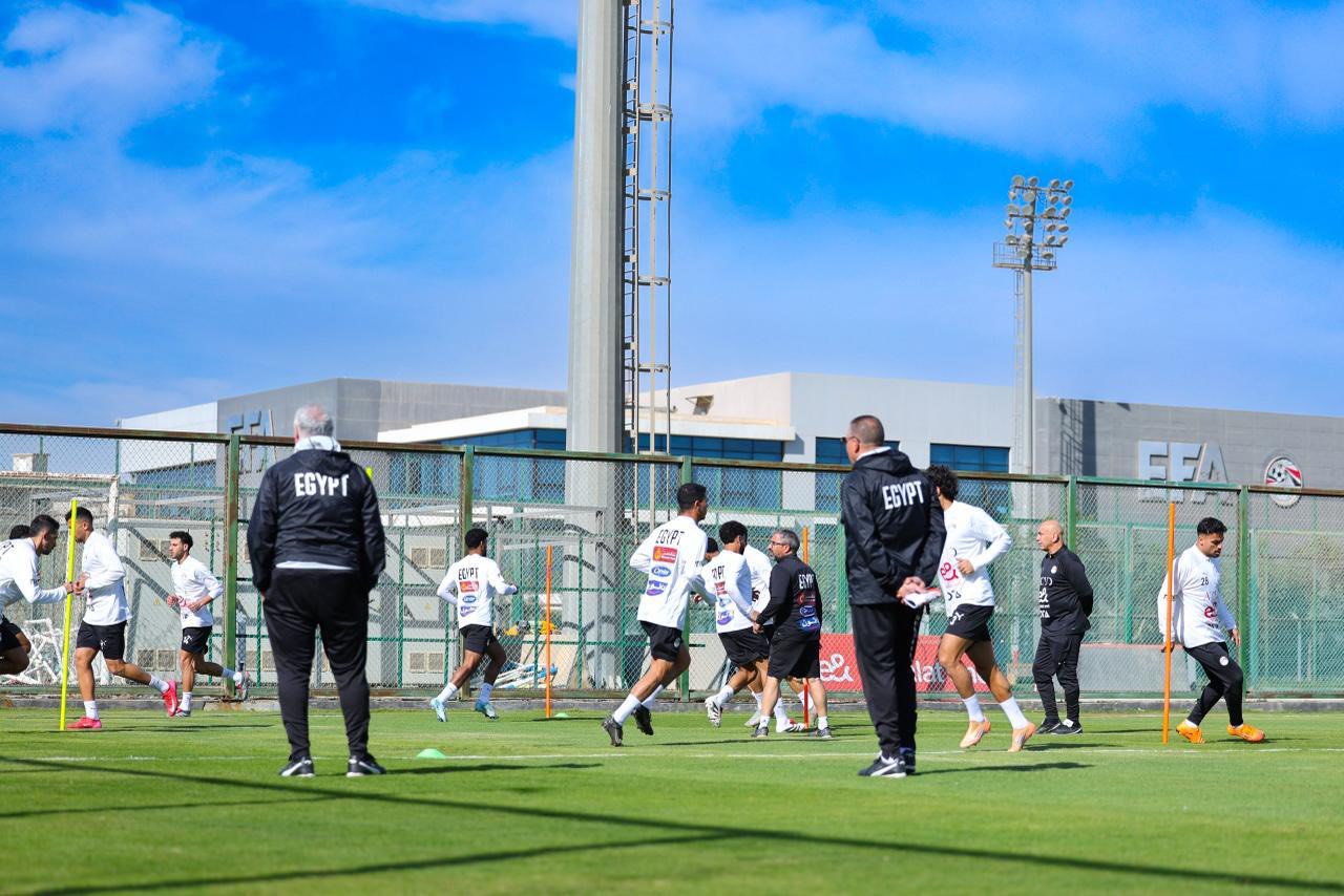 تدريبات المنتخب الوطني استعداداً لأمم أفريقيا تدريبات المنتخب الوطني استعداداً لأمم أفريقيا