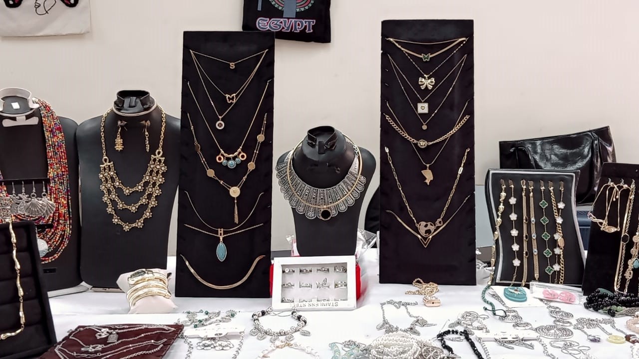 وزارة التضامن تنظم معرض ديارنا بجامعة القاهرة وزارة التضامن تنظم معرض ديارنا بجامعة القاهرة