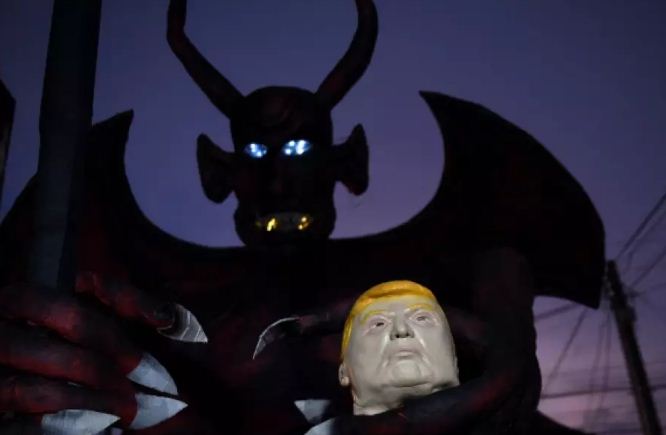 حرق الشيطان