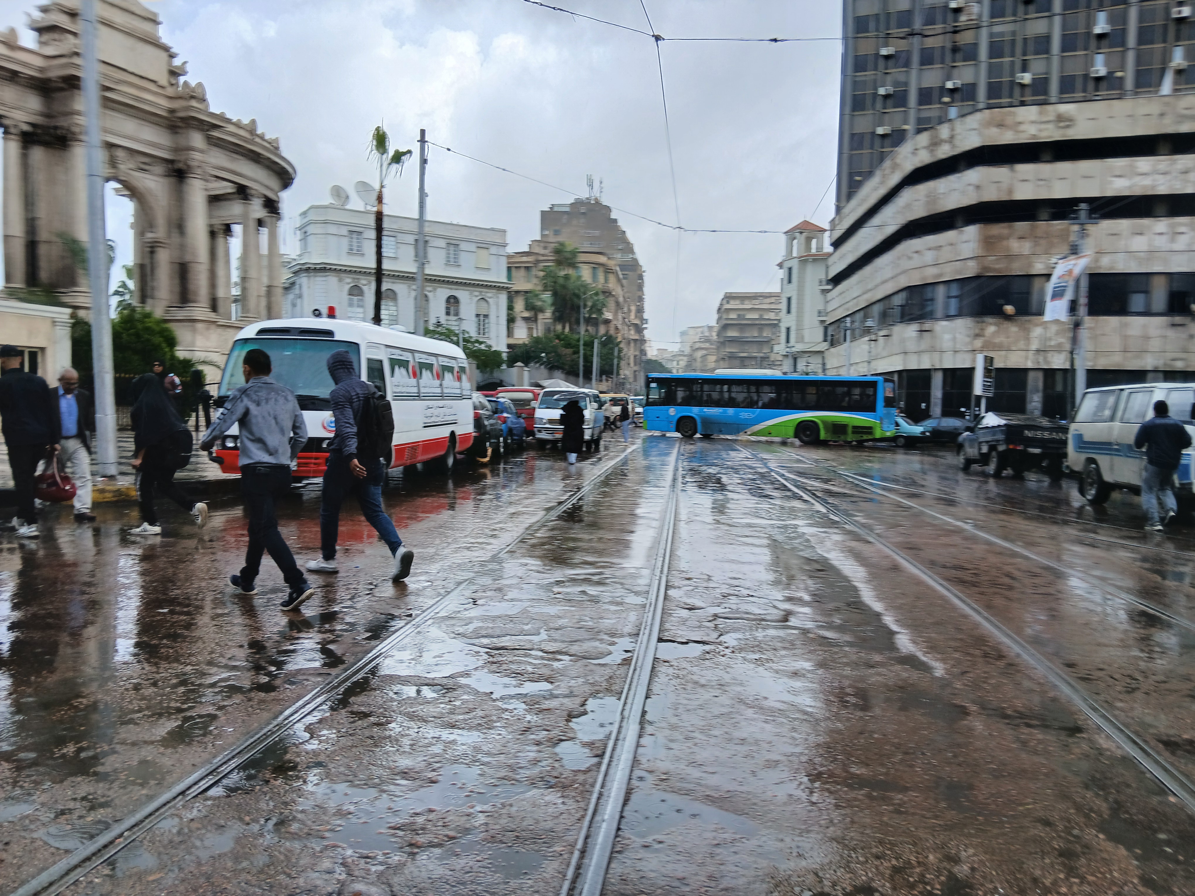 الأمطار في الإسكندرية  اليوم