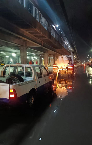 مياه الأمطار تغرق شوارع الإسكندرية مياه الأمطار تغرق شوارع الإسكندرية