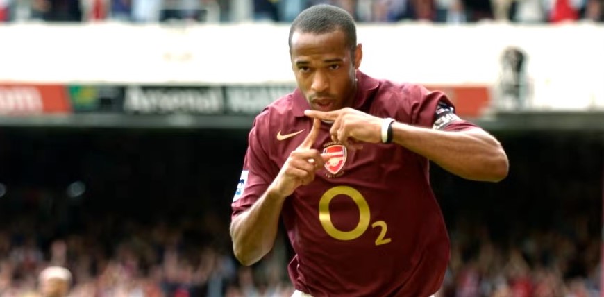 تييري هنري هو أسطورة أرسنال