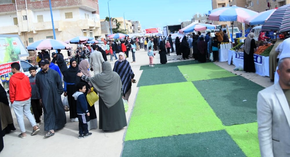 اقبال كبير على سوق اليوم الواحد بمطروح اقبال كبير على سوق اليوم الواحد بمطروح