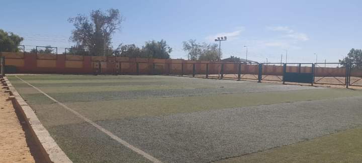 ملاعب ملاعب