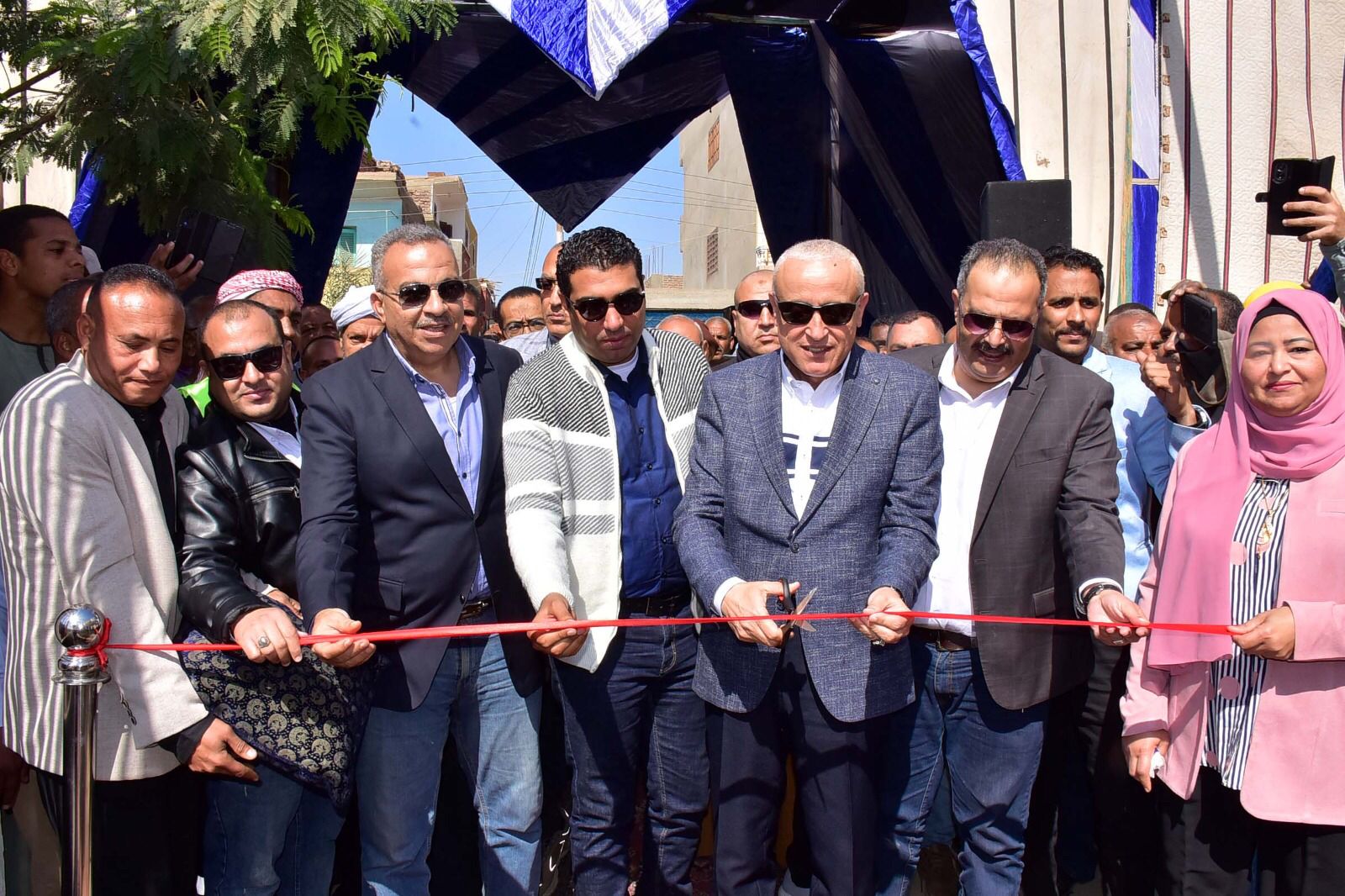 محافظ الأقصر يفتتح محطة صرف صحي الصعايدة