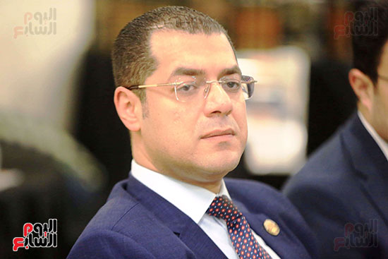 قيادات النيابة المصرية والليبية خلال مناقشة الكتاب