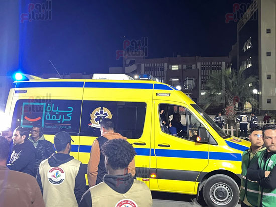 استقبال-المصابيين-من-غزة-(1)